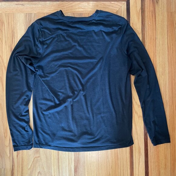 Ministry of Supply Men's Composite Merino Long Sleeve Tee, Black, Size Medium - Picture 4 of 5